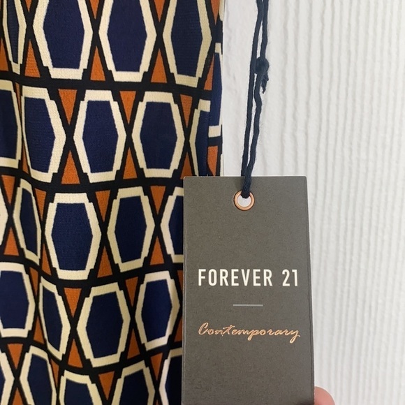Forever 21  - NWT Burnt Orange and Blue Diamond Sleeveless  Dress Size Small - Picture 6 of 14